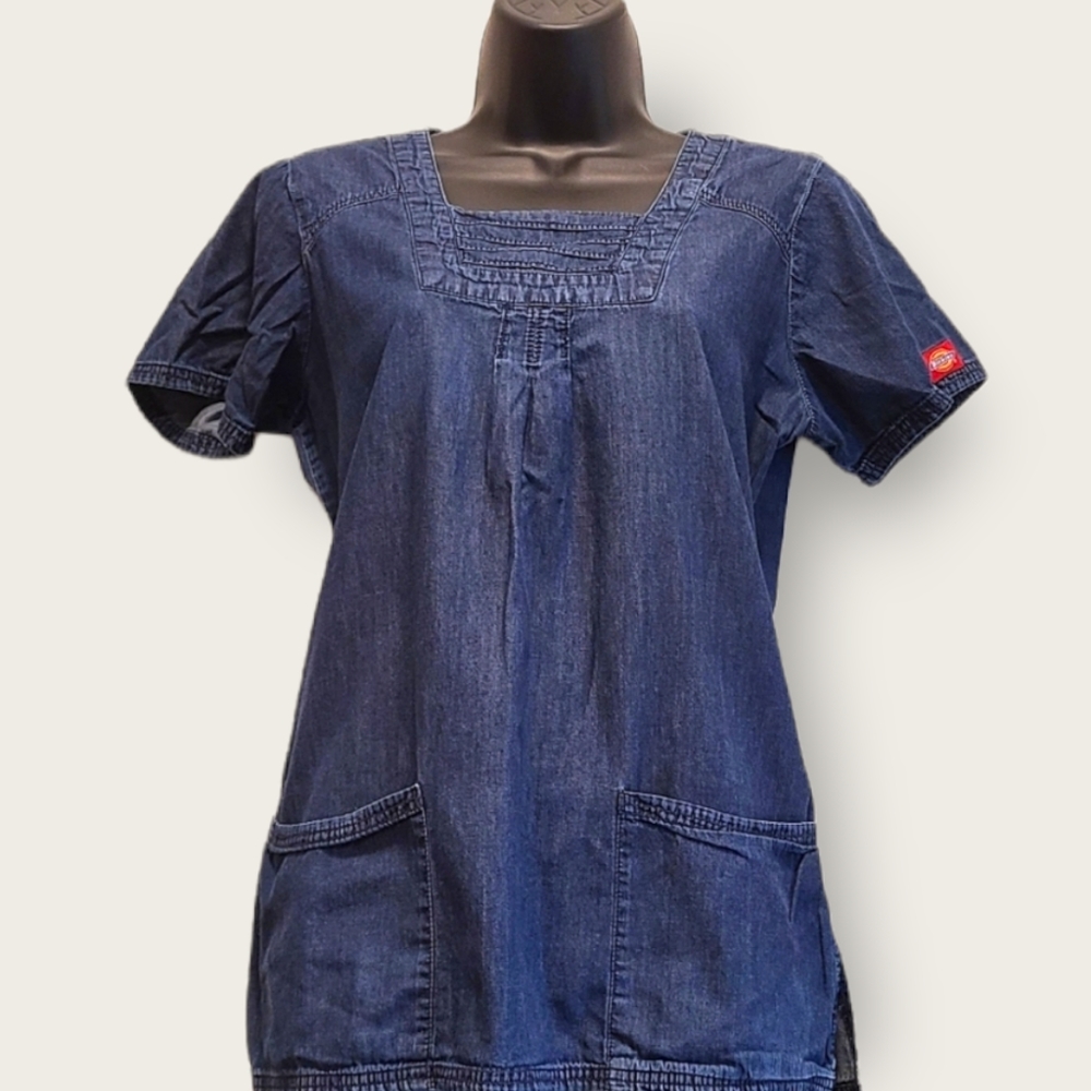 Dickies Dark Wash Chambray Scrub Top Size Small